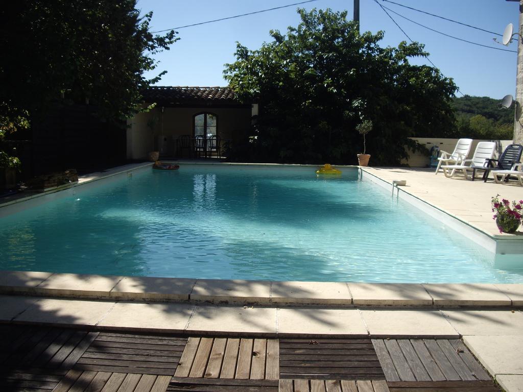 Biou Bed and Breakfast La Sauvetat-sur-Lède Buitenkant foto