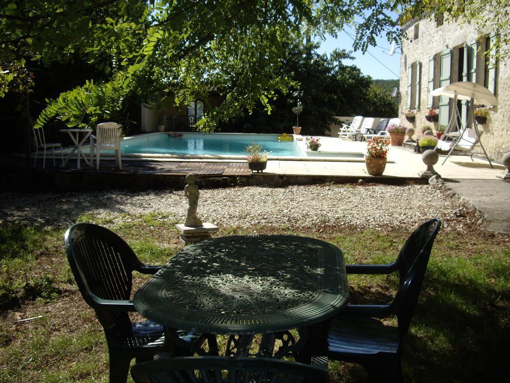 Biou Bed and Breakfast La Sauvetat-sur-Lède Buitenkant foto