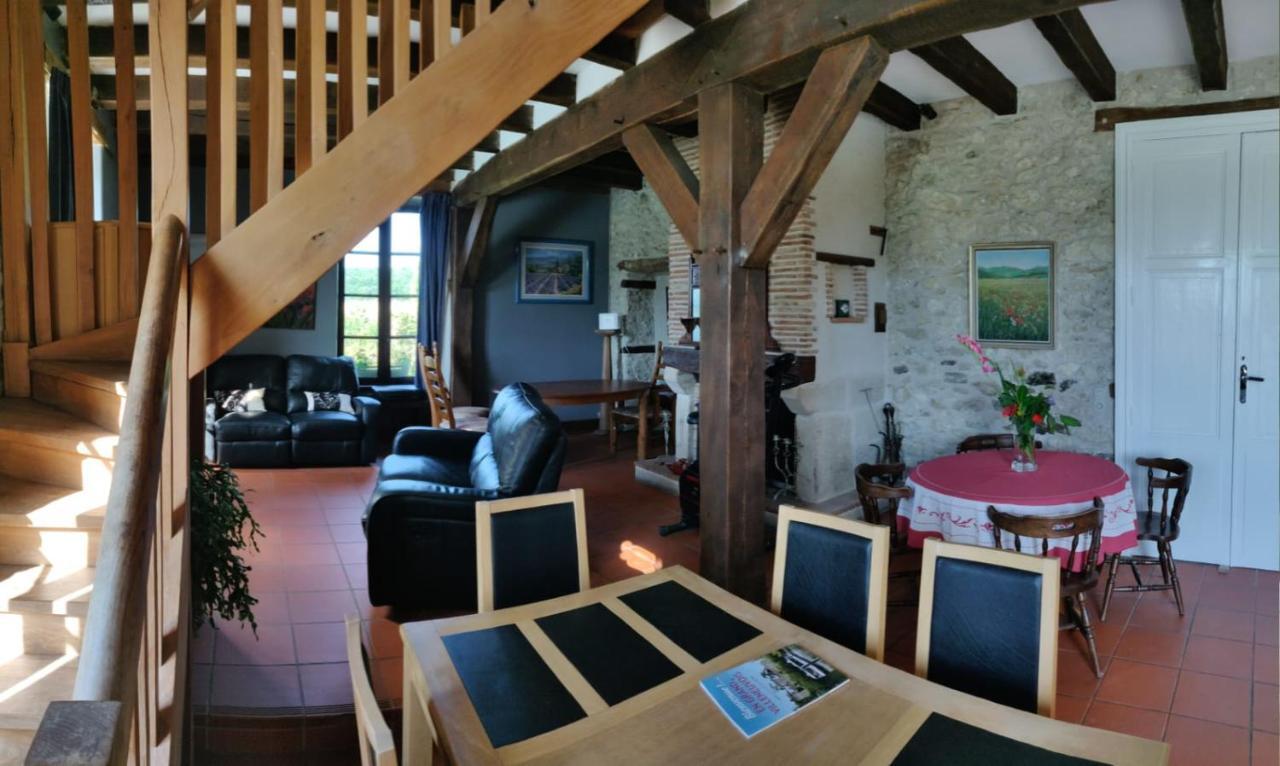 Biou Bed and Breakfast La Sauvetat-sur-Lède Buitenkant foto